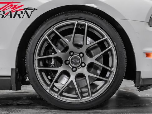 Used 2012 Ford Mustang GT Premium image 15