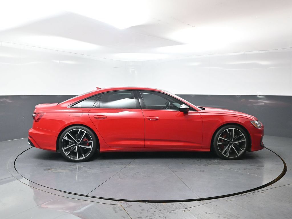 Used 2021 Audi S6 Premium Plus w/ S Sport Package AWD/4WD image 4