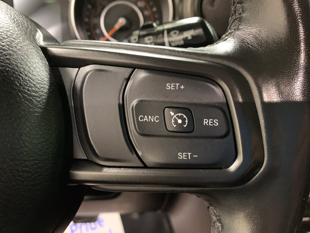 Used 2022 Jeep Wrangler Unlimited Sport AWD/4WD image 23
