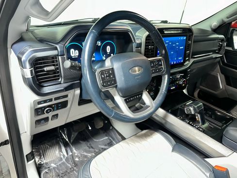 Used 2023 Ford F150 Limited image 10