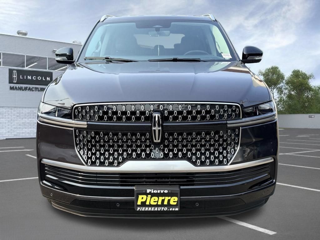 New 2027 Lincoln Navigator Premiere AWD/4WD image 5
