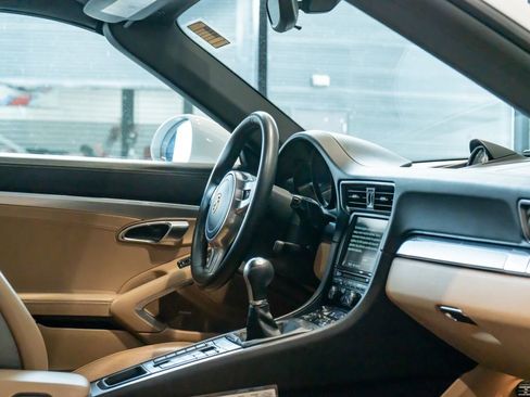 Certified 2016 Porsche 911 Carrera S RWD image 25