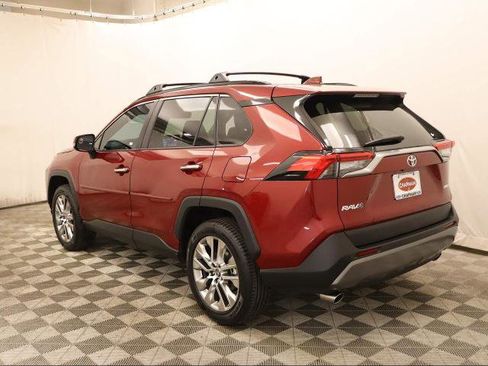 Used 2021 Toyota RAV4 Limited FWD image 4