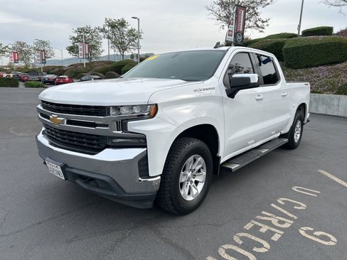 Used 2019 Chevrolet Silverado 1500 LT w/ All-Star Edition image 2