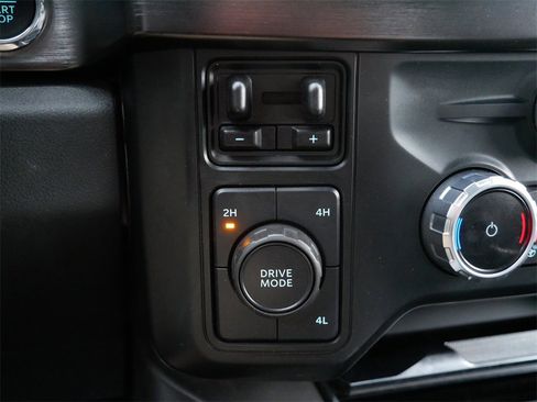 Used 2023 Ford F450 Lariat w/ Chrome Package image 24