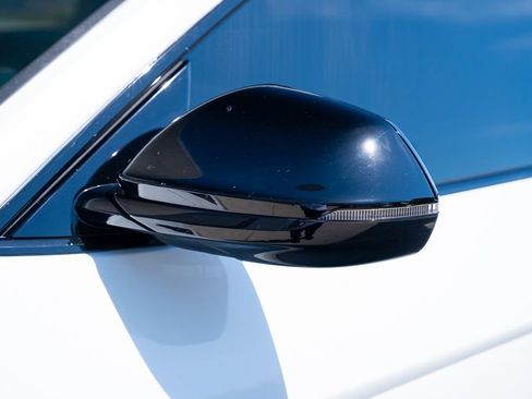 Used 2022 Lamborghini Urus AWD/4WD image 27
