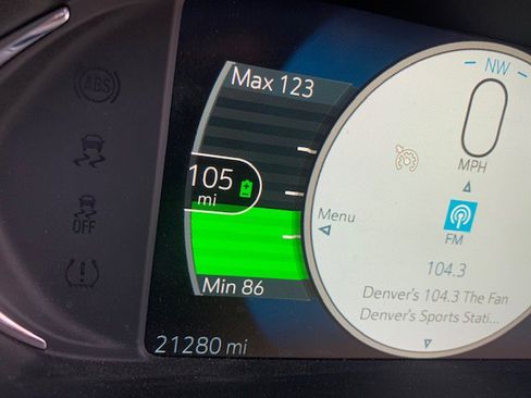 Used 2021 Chevrolet Bolt LT image 15