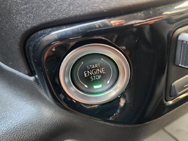 Used 2024 Chevrolet Silverado 2500 LT AWD/4WD image 7
