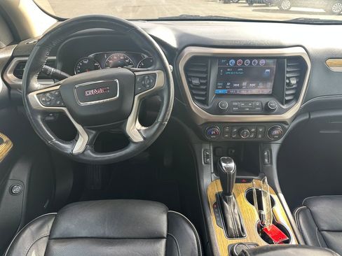 Used 2017 GMC Acadia Denali w/ Technology Package image 16