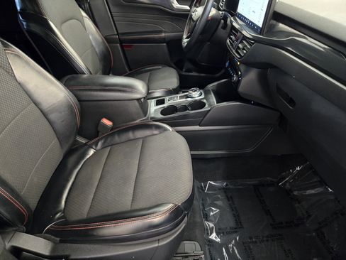 Used 2023 Ford Escape ST-Line w/ Tech Pack #1 FWD image 14