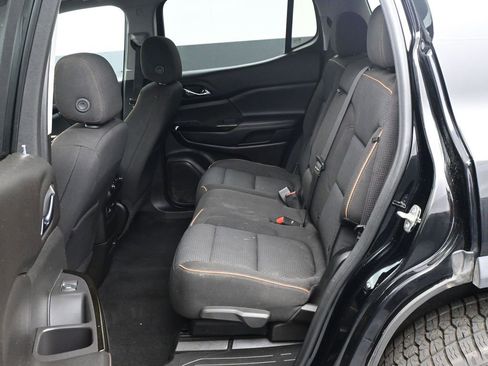 Used 2021 GMC Acadia AT4 image 13