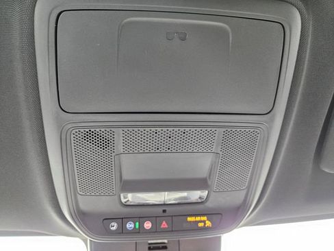 New 2026 GMC Acadia Elevation AWD/4WD image 38
