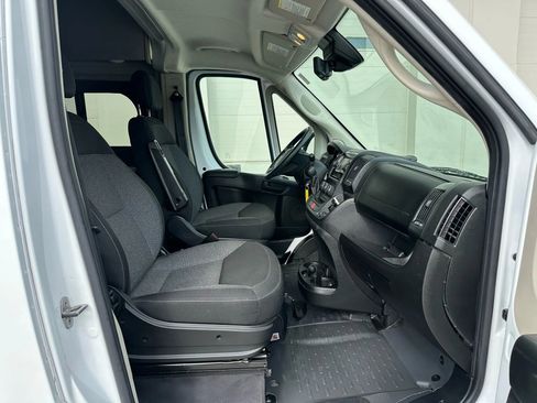Used 2021 RAM ProMaster 2500 image 14