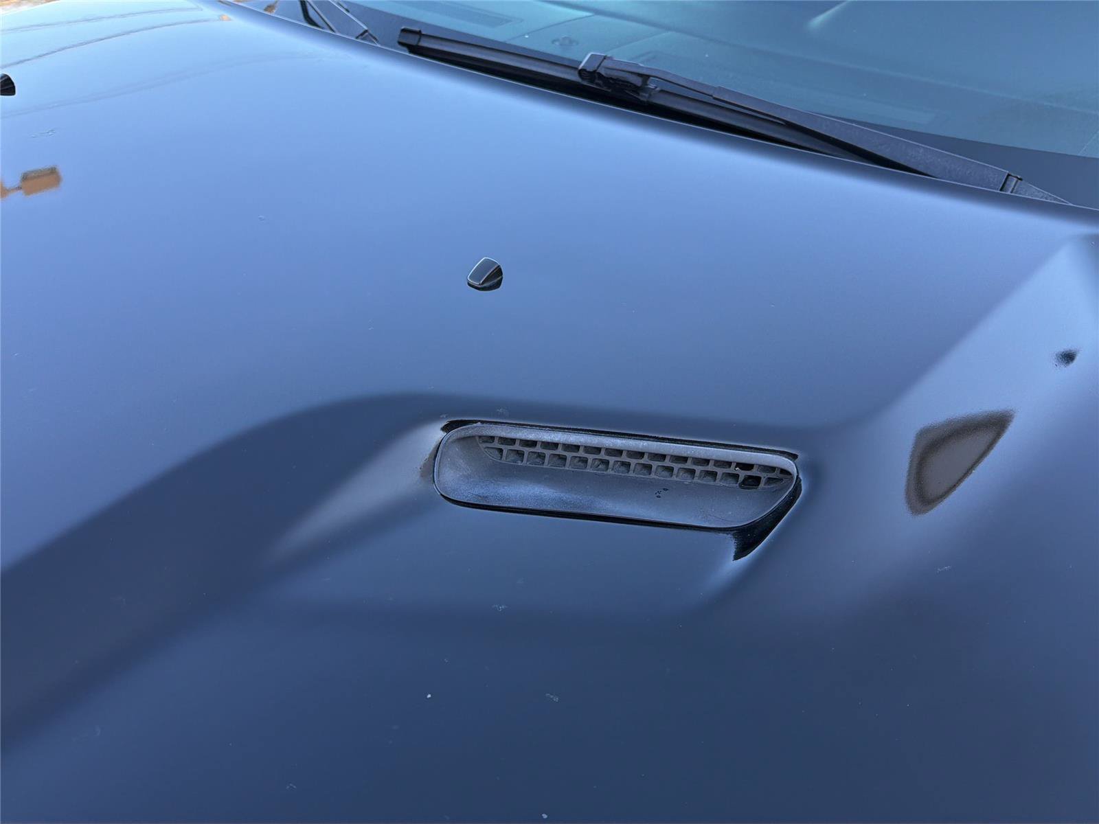 Used 2012 Dodge Challenger SXT RWD image 27