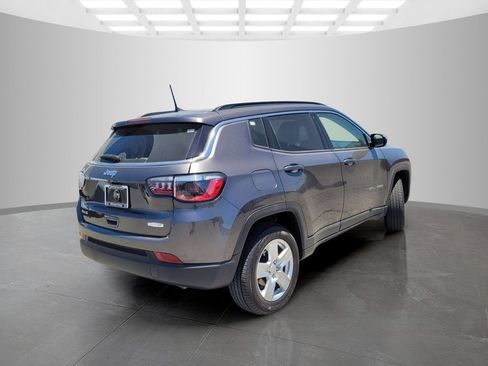 Used 2022 Jeep Compass Latitude AWD/4WD image 5