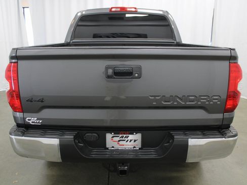 Used 2018 Toyota Tundra SR5 w/ SR5 Upgrade Package image 6
