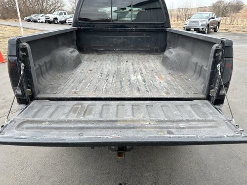 Used 2004 Ford F250 Lariat image 6