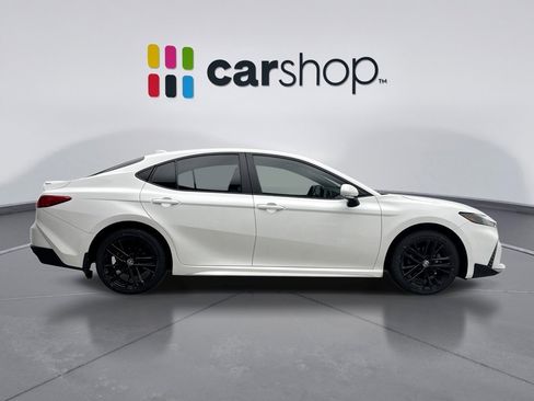 Used 2025 Toyota Camry SE w/ Convenience Package AWD/4WD image 6
