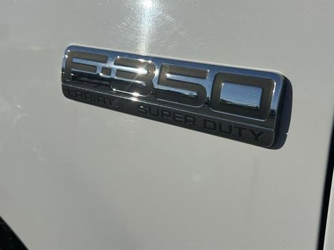 Used 2007 Ford F350 XL image 6