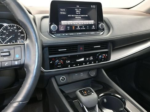 Certified 2023 Nissan Rogue SV w/ SV Premium B Package AWD/4WD image 26