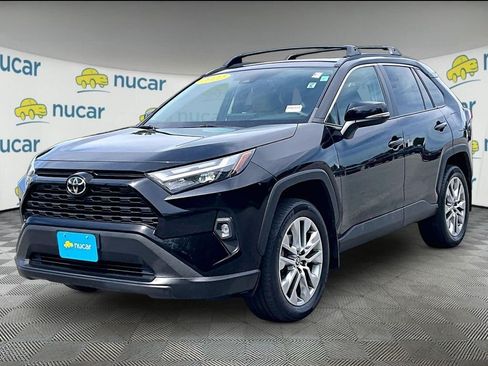 Used 2022 Toyota RAV4 XLE Premium AWD/4WD image 3