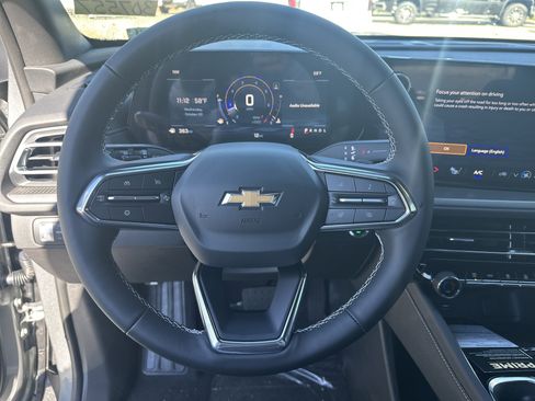 New 2025 Chevrolet Traverse LT w/ Driver Confidence Package image 22