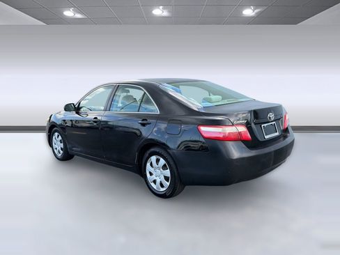 Used 2008 Toyota Camry LE FWD image 3