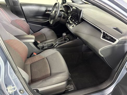 Used 2024 Toyota Corolla SE w/ SE Premium Package FWD image 18