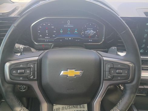 Used 2024 Chevrolet Silverado 1500 High Country w/ High Country Premium Package AWD/4WD image 16