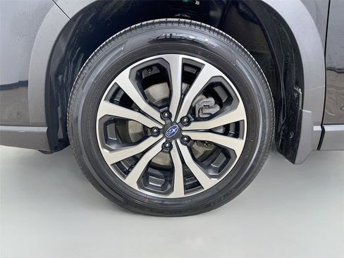 Used 2024 Subaru Forester Limited image 30