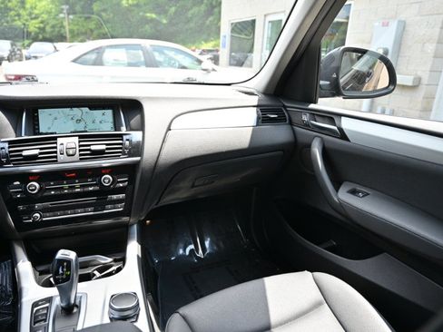 Used 2017 BMW X3 xDrive28i AWD/4WD image 11
