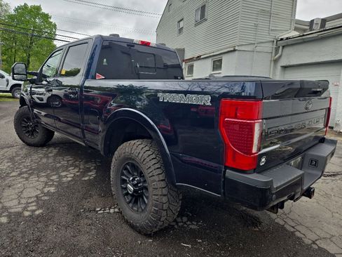 Used 2022 Ford F250 Lariat w/ Tremor Off-Road Package AWD/4WD image 4