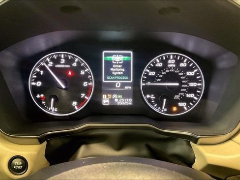 Used 2023 Subaru Outback Limited AWD/4WD image 20