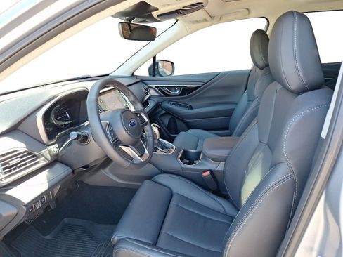 Certified 2025 Subaru Outback Limited AWD/4WD image 10