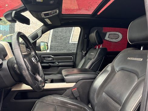 Used 2019 RAM 1500 Laramie image 10