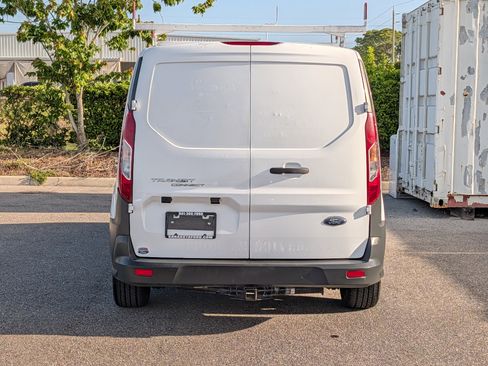Used 2017 Ford Transit Connect XL image 5