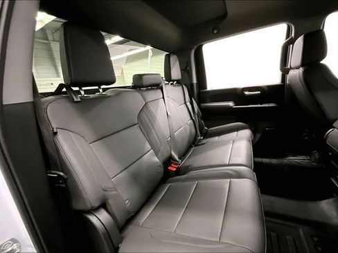 Used 2025 Chevrolet Silverado 2500 W/T w/ WT Convenience Package image 26