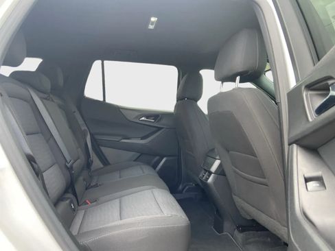 Used 2026 Chevrolet Equinox LT AWD/4WD image 14