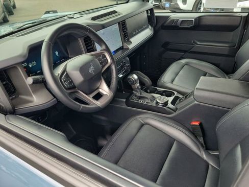 Certified 2025 Ford Bronco Badlands AWD/4WD image 3