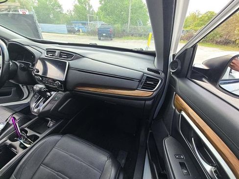 Used 2017 Honda CR-V Touring image 8