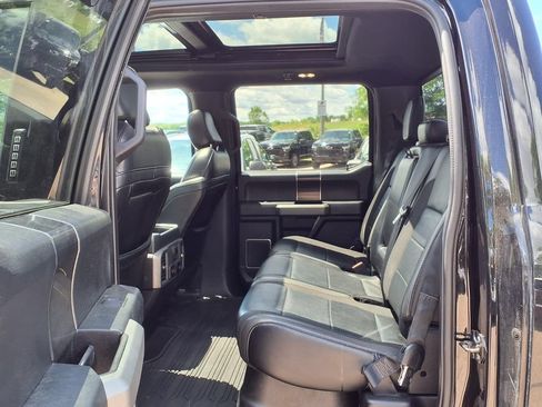 Used 2019 Ford F150 Raptor w/ Equipment Group 802A Luxury AWD/4WD image 9