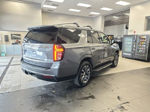 Used 2022 Chevrolet Tahoe LT w/ LT Signature Package image 9