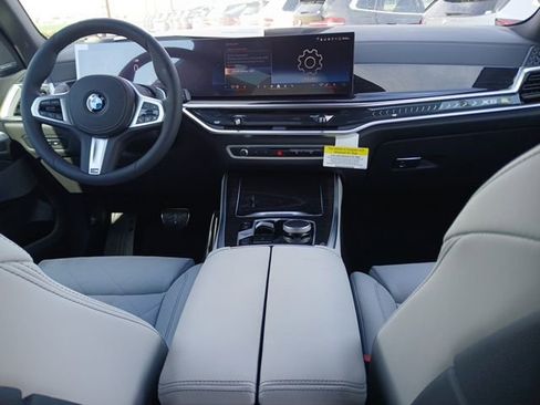 New 2026 BMW X5 sDrive40i w/ M Sport Package RWD image 13