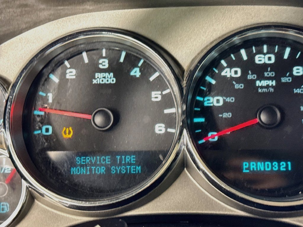 Used 2008 Chevrolet Silverado 1500 LT w/ Power Pack Plus RWD image 16