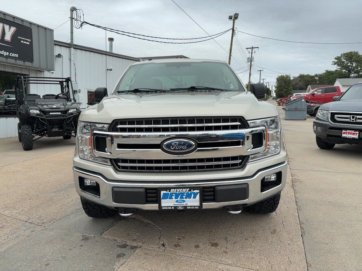 Used 2018 Ford F150 XLT w/ Equipment Group 302A Luxury AWD/4WD image 3