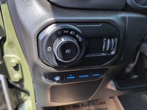 Used 2023 Jeep Wrangler Unlimited w/ Cold Weather Group AWD/4WD image 15