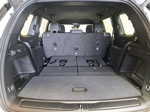 New 2026 Jeep Grand Cherokee L 2WD image 24