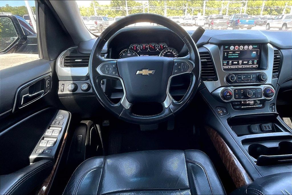 Used 2019 Chevrolet Tahoe Premier AWD/4WD image 8