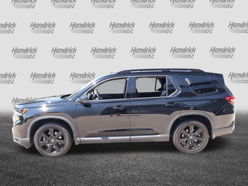 Used 2025 Honda Pilot Black Edition image 6