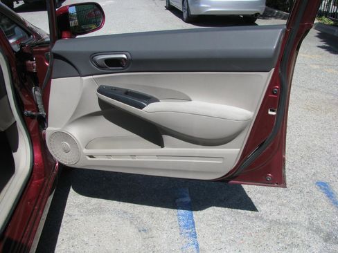 Used 2010 Honda Civic LX image 12